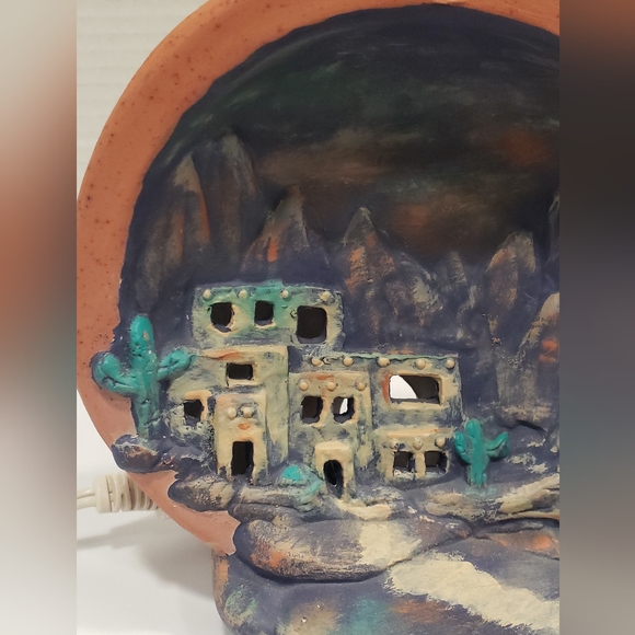 Vintage Ceramic Handpainted Southwest Adobe House Wolf Table Lamp Nightlight - Picture 5 of 12
